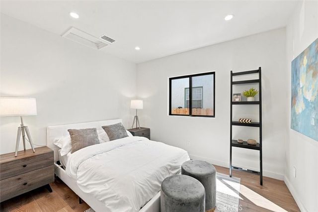9127 Hargis, Los Angeles, CA 90034