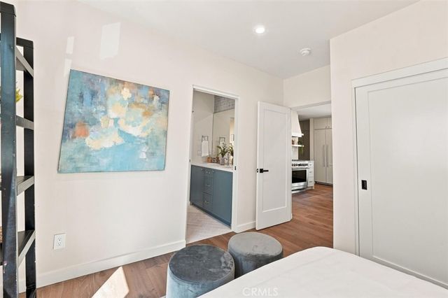 9127 Hargis, Los Angeles, CA 90034