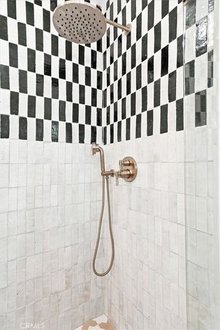 9127 Hargis, Los Angeles, CA 90034