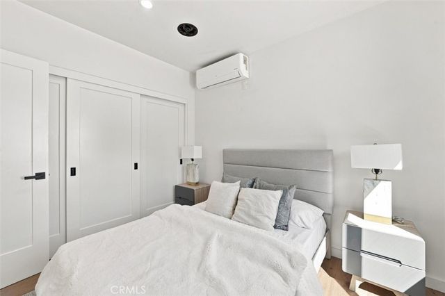 9127 Hargis, Los Angeles, CA 90034
