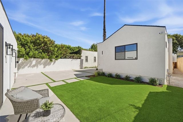 9127 Hargis, Los Angeles, CA 90034