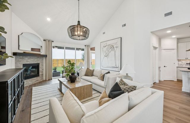 671 Pistachio Parkway, Forney, TX 75126