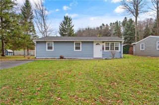 305 Jane Drive, Camillus, NY 13219