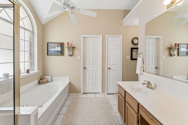 4912 Parkside Way, Fort Worth, TX 76137