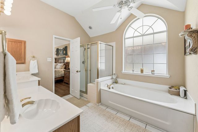 4912 Parkside Way, Fort Worth, TX 76137