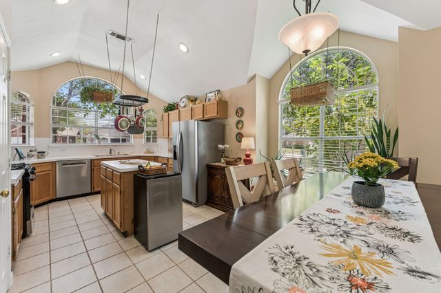 4912 Parkside Way, Fort Worth, TX 76137