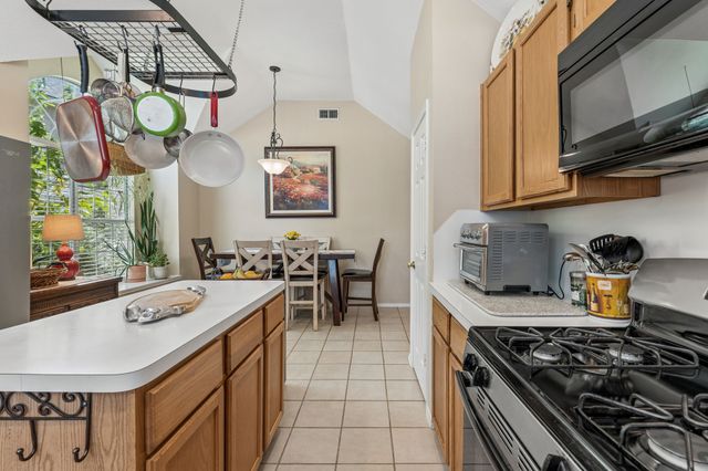 4912 Parkside Way, Fort Worth, TX 76137