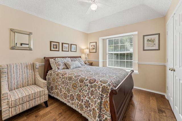 4912 Parkside Way, Fort Worth, TX 76137
