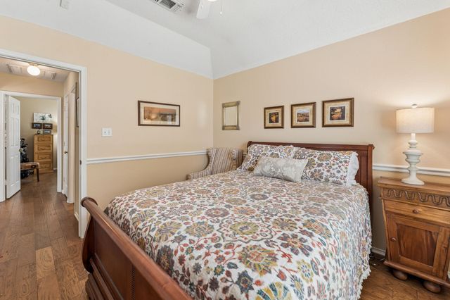 4912 Parkside Way, Fort Worth, TX 76137