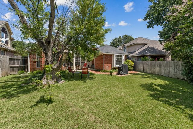 4912 Parkside Way, Fort Worth, TX 76137