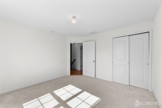 20 Alfred Avenue, Franklin, NJ 08873