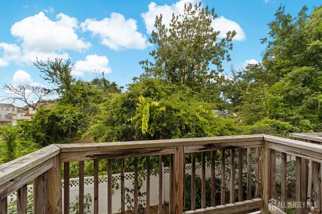 20 Alfred Avenue, Franklin, NJ 08873