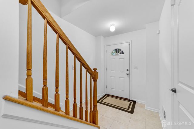 20 Alfred Avenue, Franklin, NJ 08873