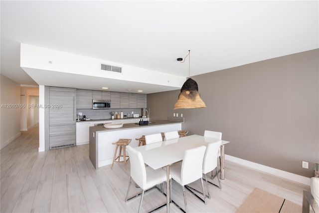 400 Sunny Isles Blvd 1518, Sunny Isles Beach, FL 33160