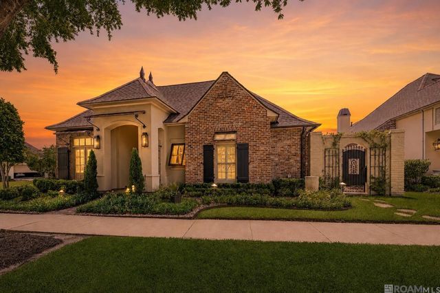 7911 Willow Grove Blvd, Saint George, LA 70810