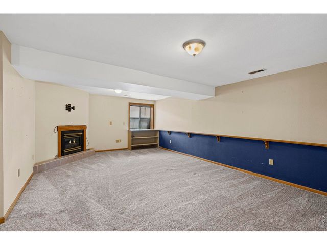 1235 Honeysuckle Ct, Windsor, CO 80550