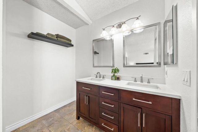 30381 Pechanga Drive, Temecula, CA 92592