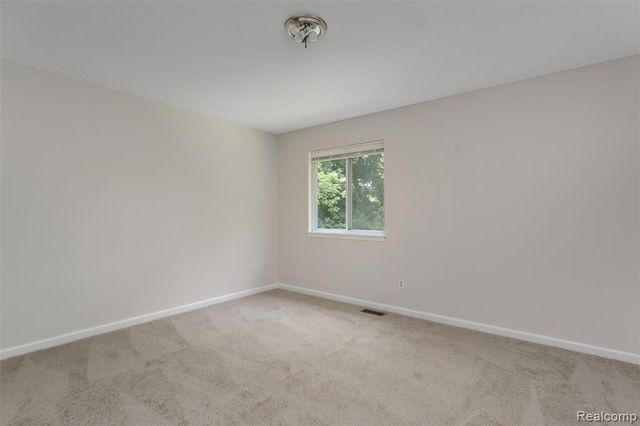 23 N Shirley Street, Pontiac, MI 48342