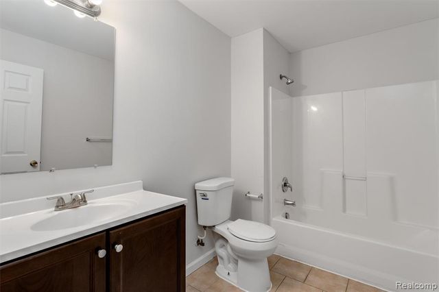 23 N Shirley Street, Pontiac, MI 48342