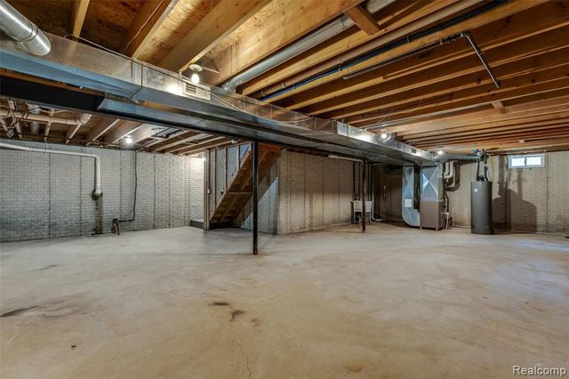 23 N Shirley Street, Pontiac, MI 48342