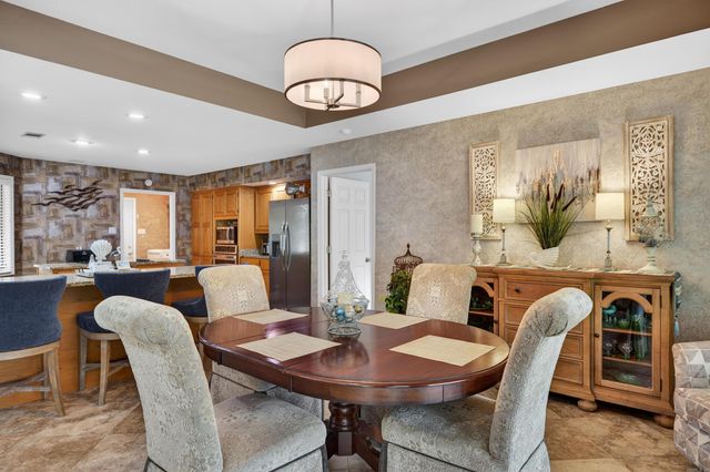 15 Tiburon Way, Hot Springs Village, AR 71909