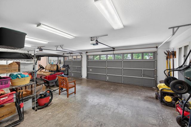 15 Tiburon Way, Hot Springs Village, AR 71909