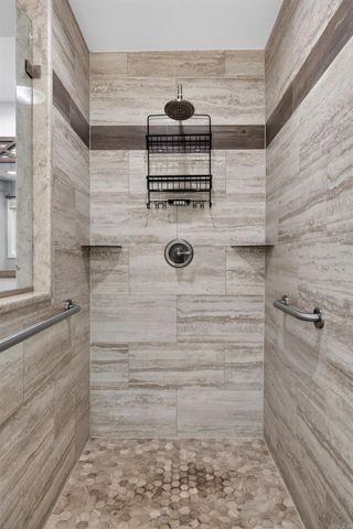 15 Tiburon Way, Hot Springs Village, AR 71909