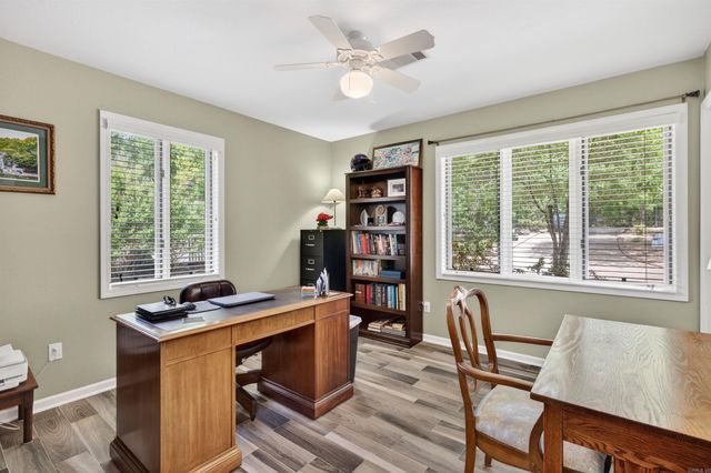 15 Tiburon Way, Hot Springs Village, AR 71909