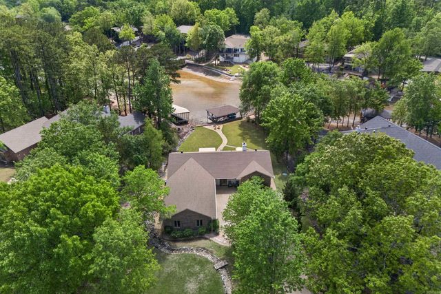 15 Tiburon Way, Hot Springs Village, AR 71909