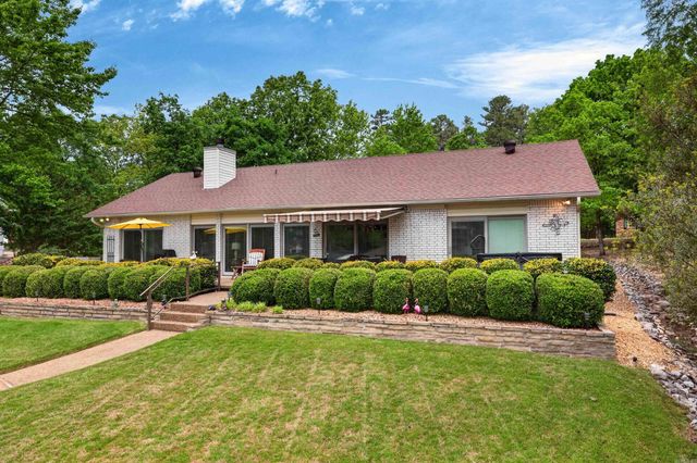 15 Tiburon Way, Hot Springs Village, AR 71909