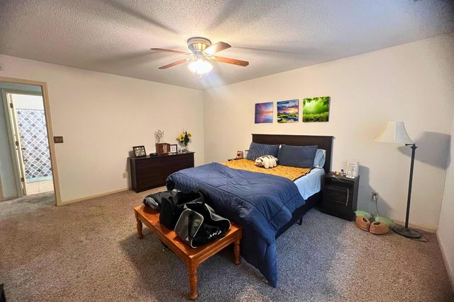 2402 GARDEN DR, Columbia, MO 65202