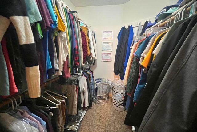 2402 GARDEN DR, Columbia, MO 65202