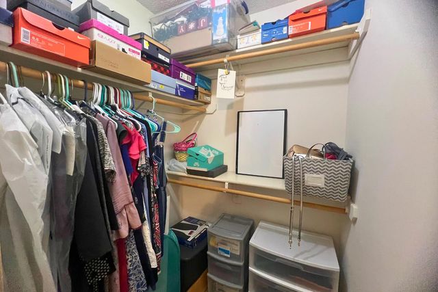 2402 GARDEN DR, Columbia, MO 65202