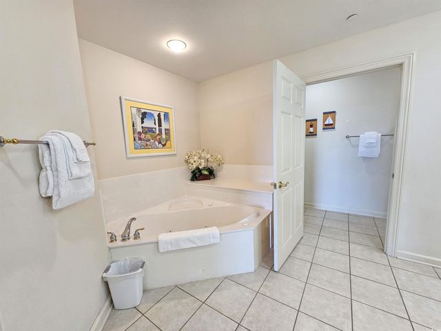 8500 Margate Cir Apt 909, Myrtle Beach, SC 29572