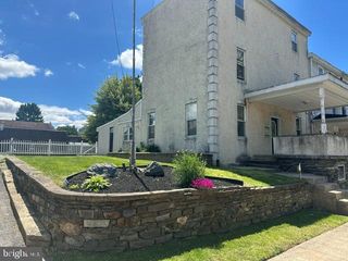 465-69 CINNAMINSON ST, Philadelphia, PA 19128