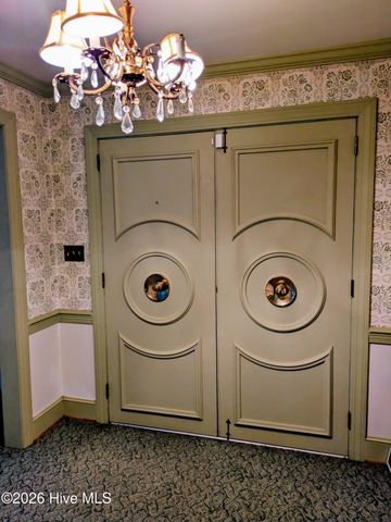 1423 Greenville Boulevard SE, Greenville, NC 27858