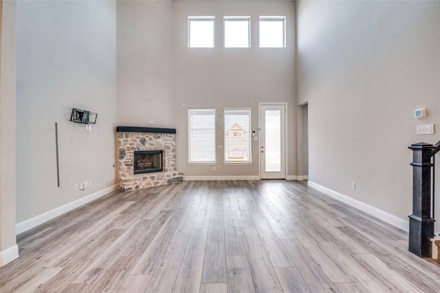709 Fletcher Drive, Fate, TX 75087