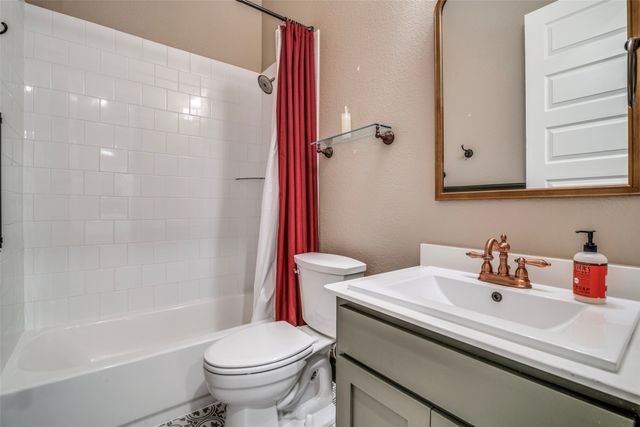 709 Fletcher Drive, Fate, TX 75087
