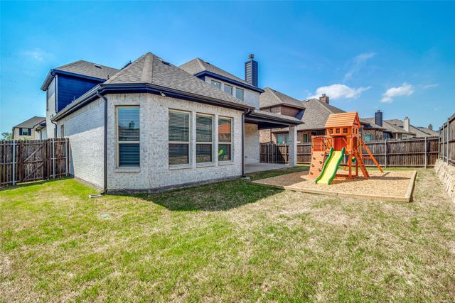 709 Fletcher Drive, Fate, TX 75087