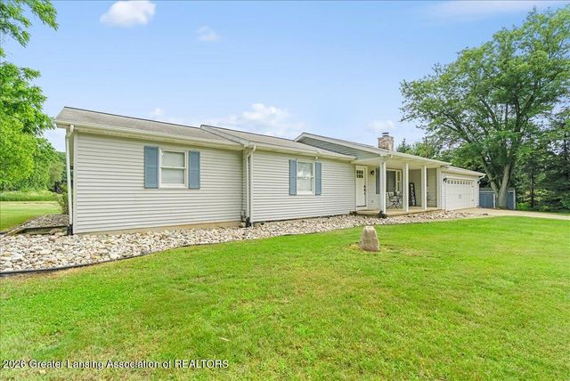 8221 E Parker Road, Laingsburg, MI 48848