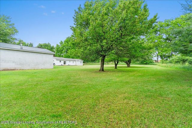 8221 E Parker Road, Laingsburg, MI 48848