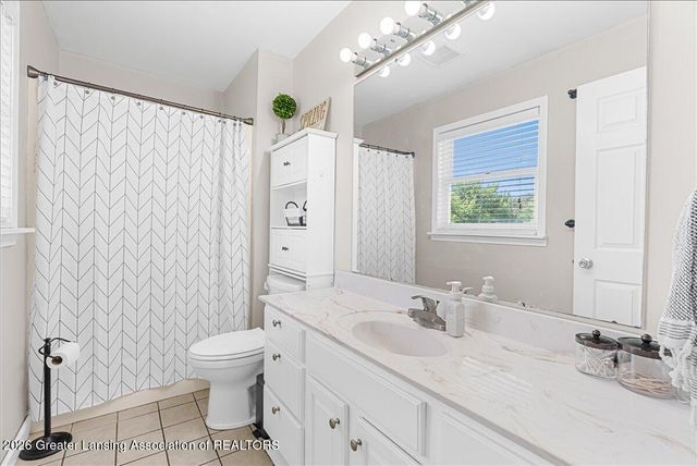 8221 E Parker Road, Laingsburg, MI 48848