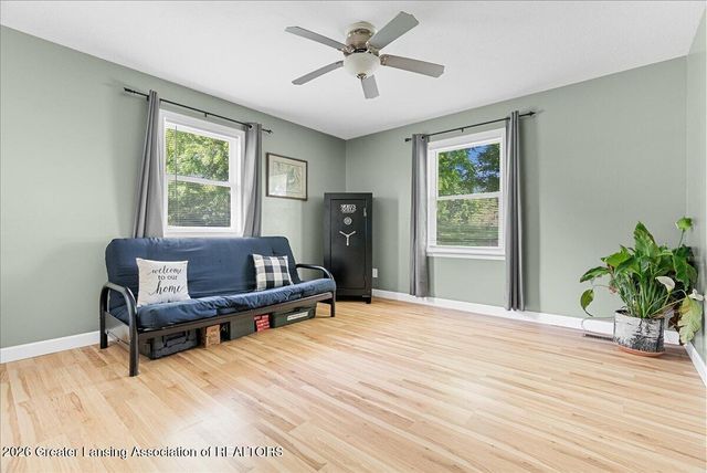 8221 E Parker Road, Laingsburg, MI 48848