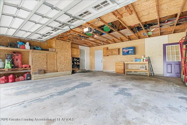 8221 E Parker Road, Laingsburg, MI 48848
