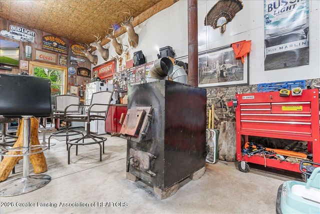 8221 E Parker Road, Laingsburg, MI 48848