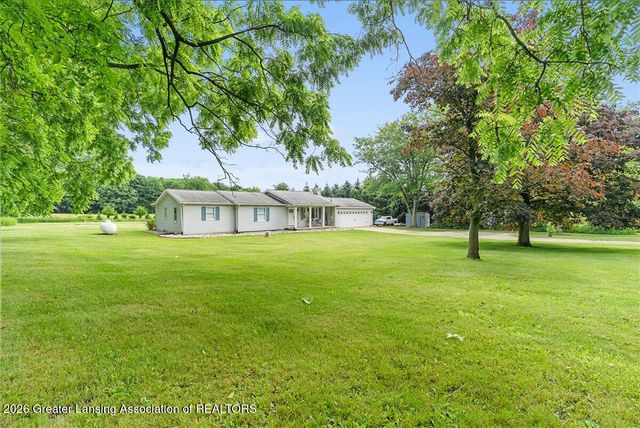 8221 E Parker Road, Laingsburg, MI 48848