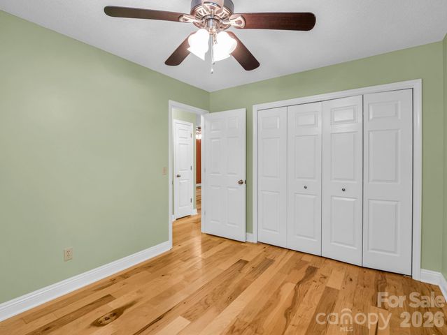 156 Deer Run, Hendersonville, NC 28739