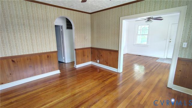 707 Hamilton Ave, Colonial Heights, VA 23834