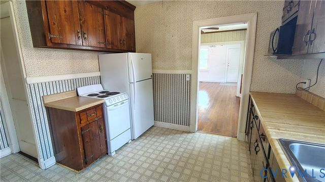 707 Hamilton Ave, Colonial Heights, VA 23834