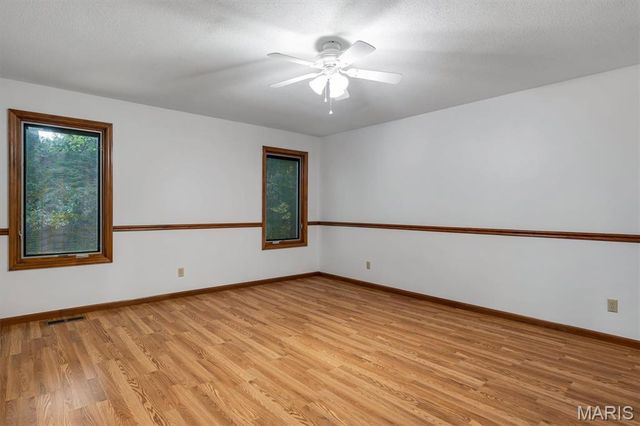 605 Forrester Drive, Ballwin, MO 63011